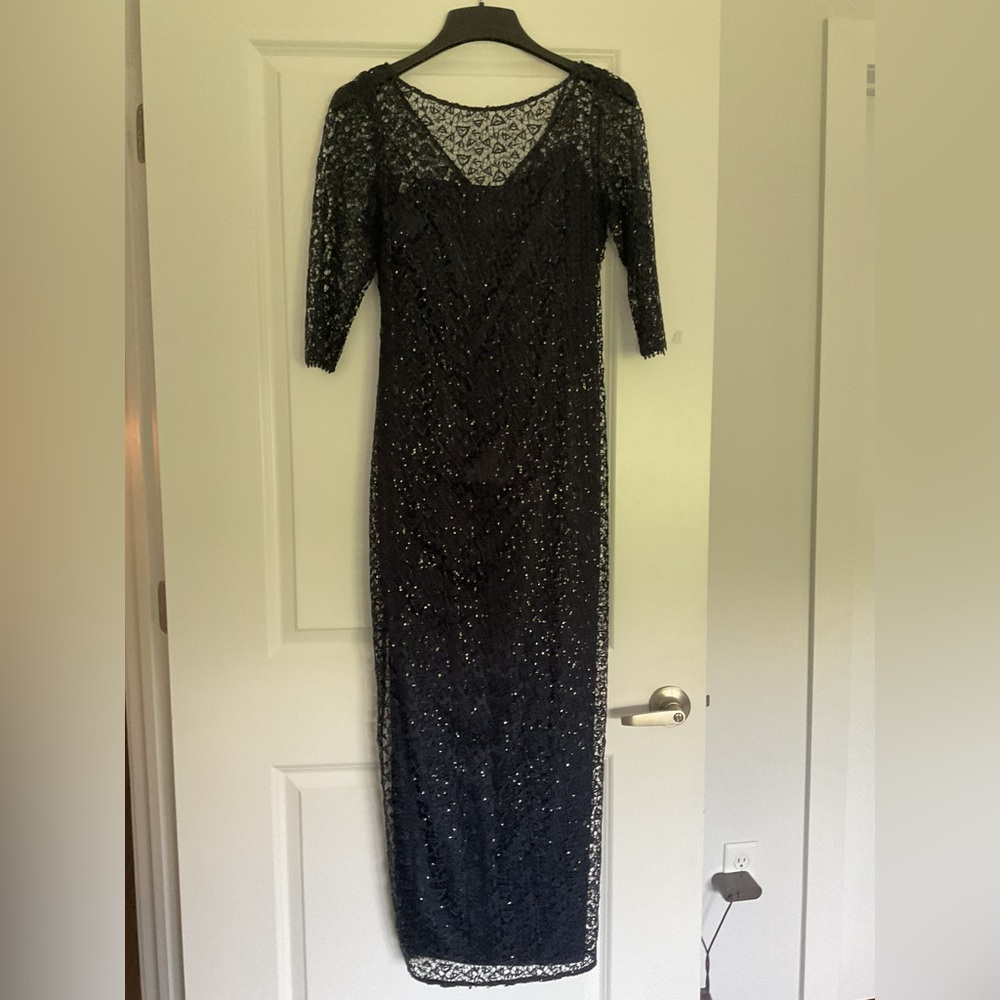 Kay Unger  gown size 8 sequin/ lace metallic stitching blue detachable slip